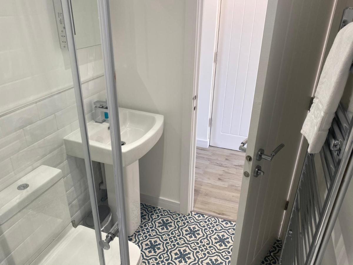 Stylish Pontcanna Flat Near City Centre Cardiff Buitenkant foto